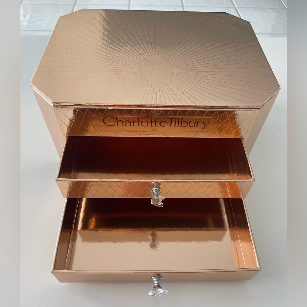Charlotte Tilbury makeup box